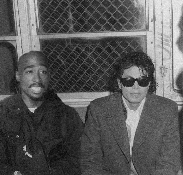 مایکل جکسون و توپاک